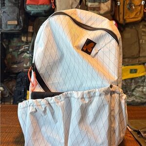 Unflowed Mitaka Korean XPAC minimalist White and Black Men's Backpack w cushion